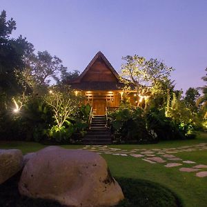Deluxe One-Bedroom Villa